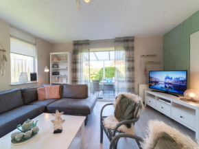 Holiday home with sauna near beach